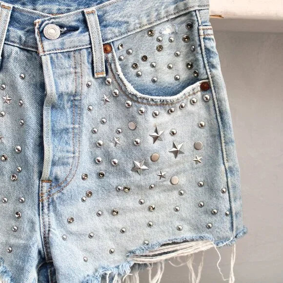 Levi's 501 High Rise Embellished Asteroid Studs Light Wash Cutoff Shorts sz 24 - Picture 5 of 10